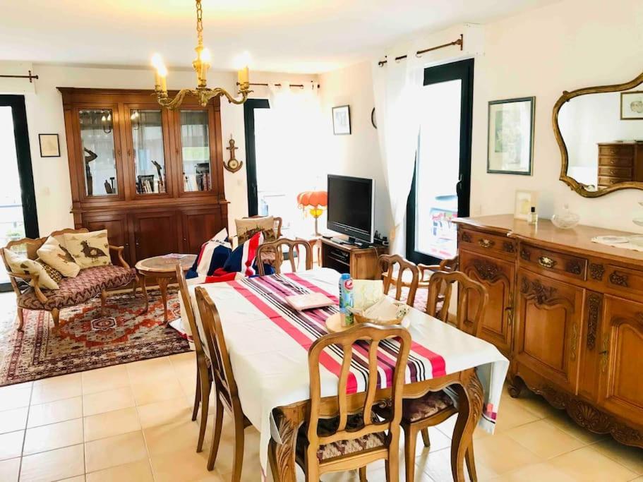 Grand Duplex Familial Au Coeur De Perros-Guirec Exterior foto